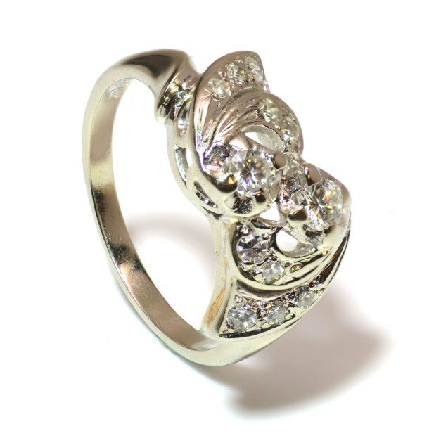 Windy Diamond Antique Ring in 14k White Gold