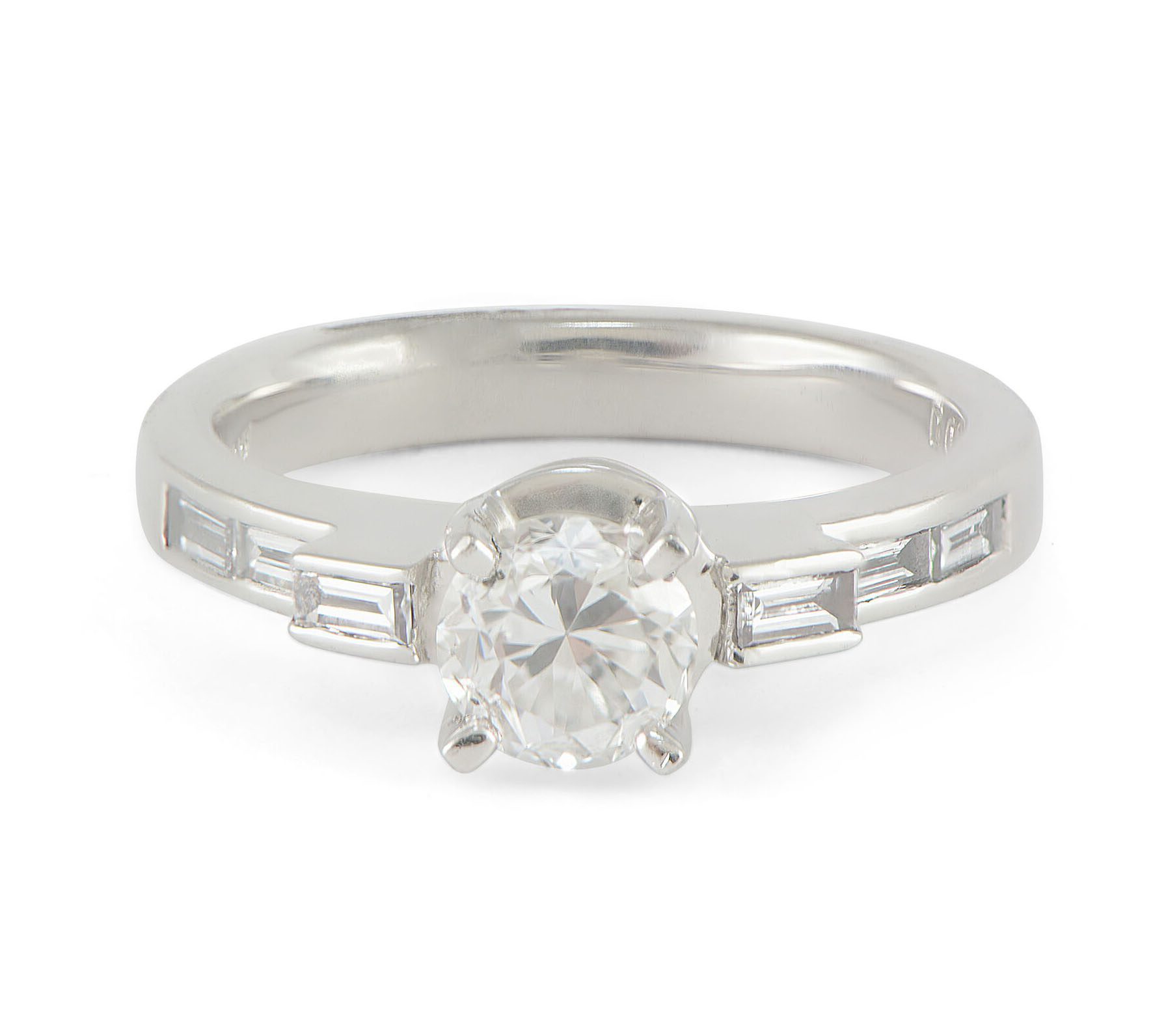 Round-Diamond-Engagement-Ring-Platinum-Chanel-Baguette-Setting-SZ-6-132237349095