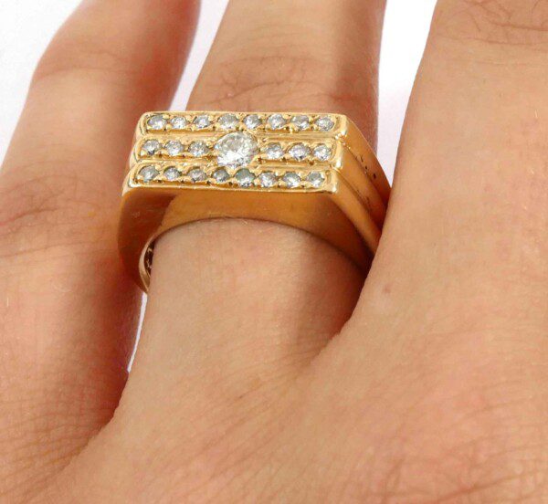 Buy quality 22 carat gold exclusive gents diamonds rings RH-GR915 in  Ahmedabad