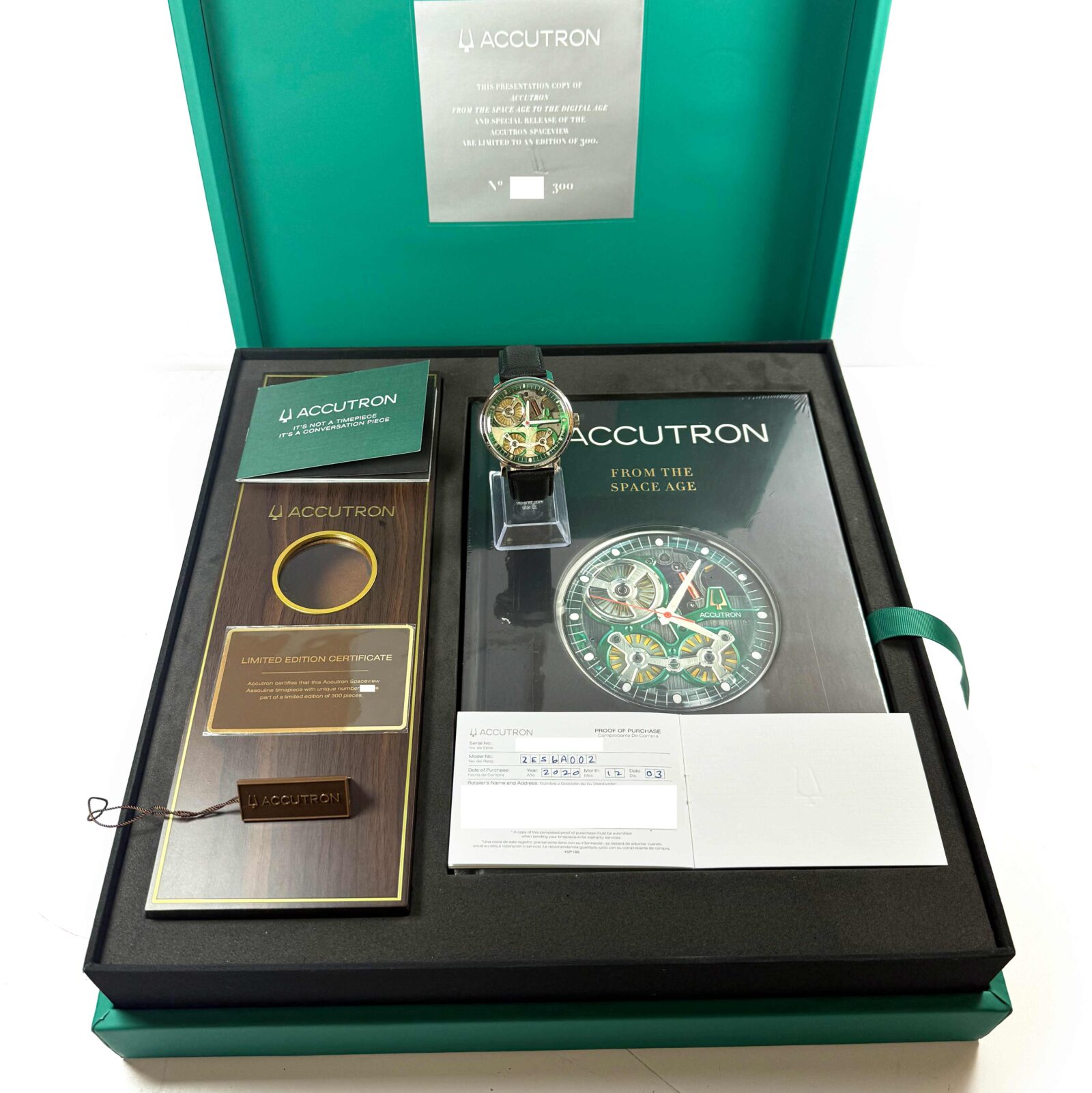Bulova Accutron Spaceview 2ES6A002 43.5MM Green Limited Bulova Accutron Spaceview 2ES6A002 43.5MM Green Limited
