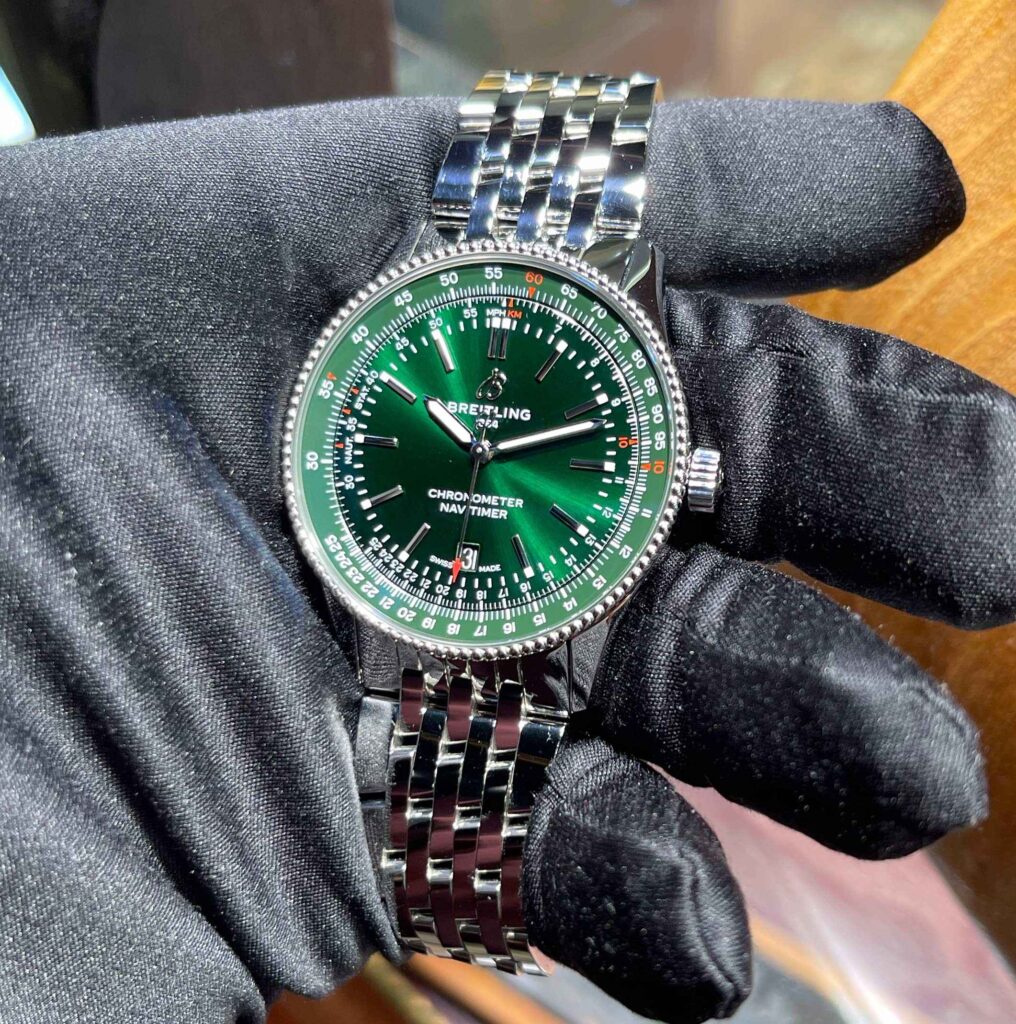 Breitling Navitimer Automatic 41mm A17326361L1P1 Green Dial Steel Box ...