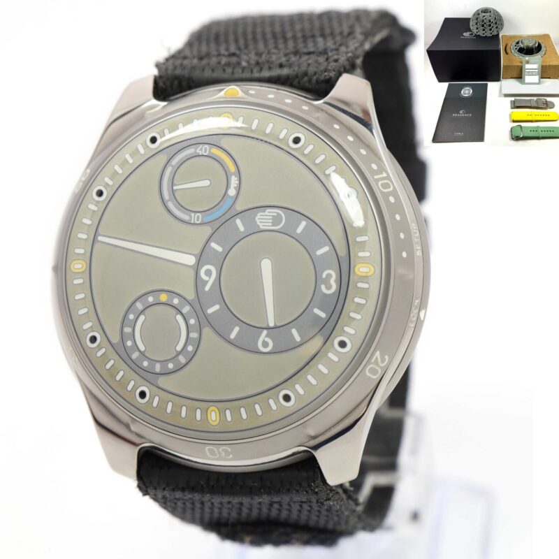 2024 Ressence Type 5 L 46MM Titanium Dial Case Box Papers