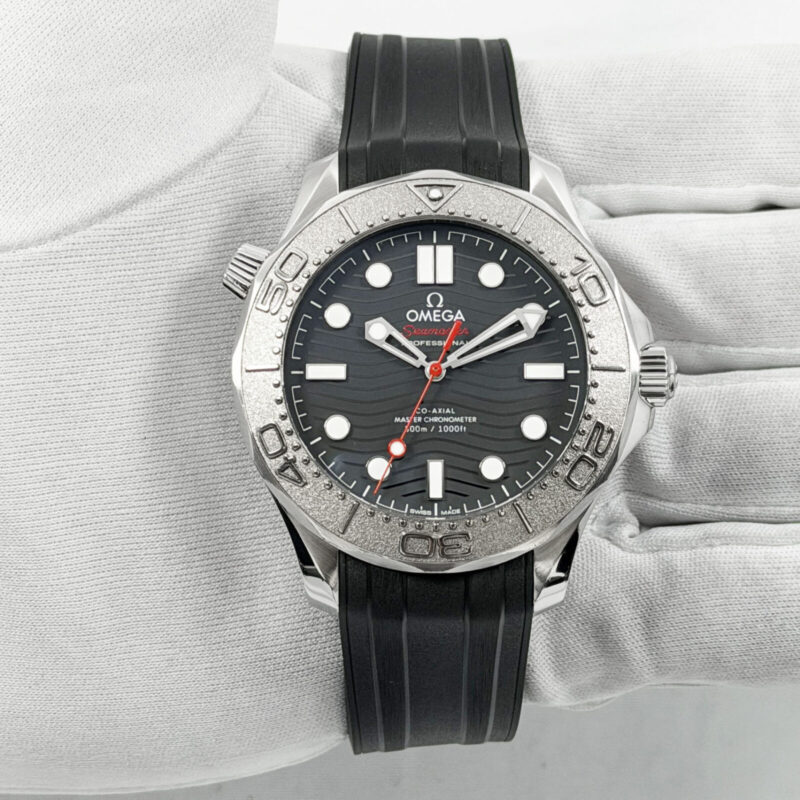 Omega Seamaster Diver Nekton 210.32.42.20.01.002  42MM Black Ss Box Papers