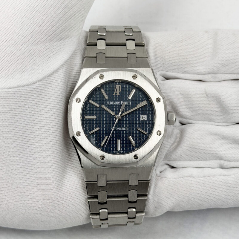 Audemars Piguet Royal Oak Selfwinding 15300ST 39MM Blue Dial Stainless Steel
