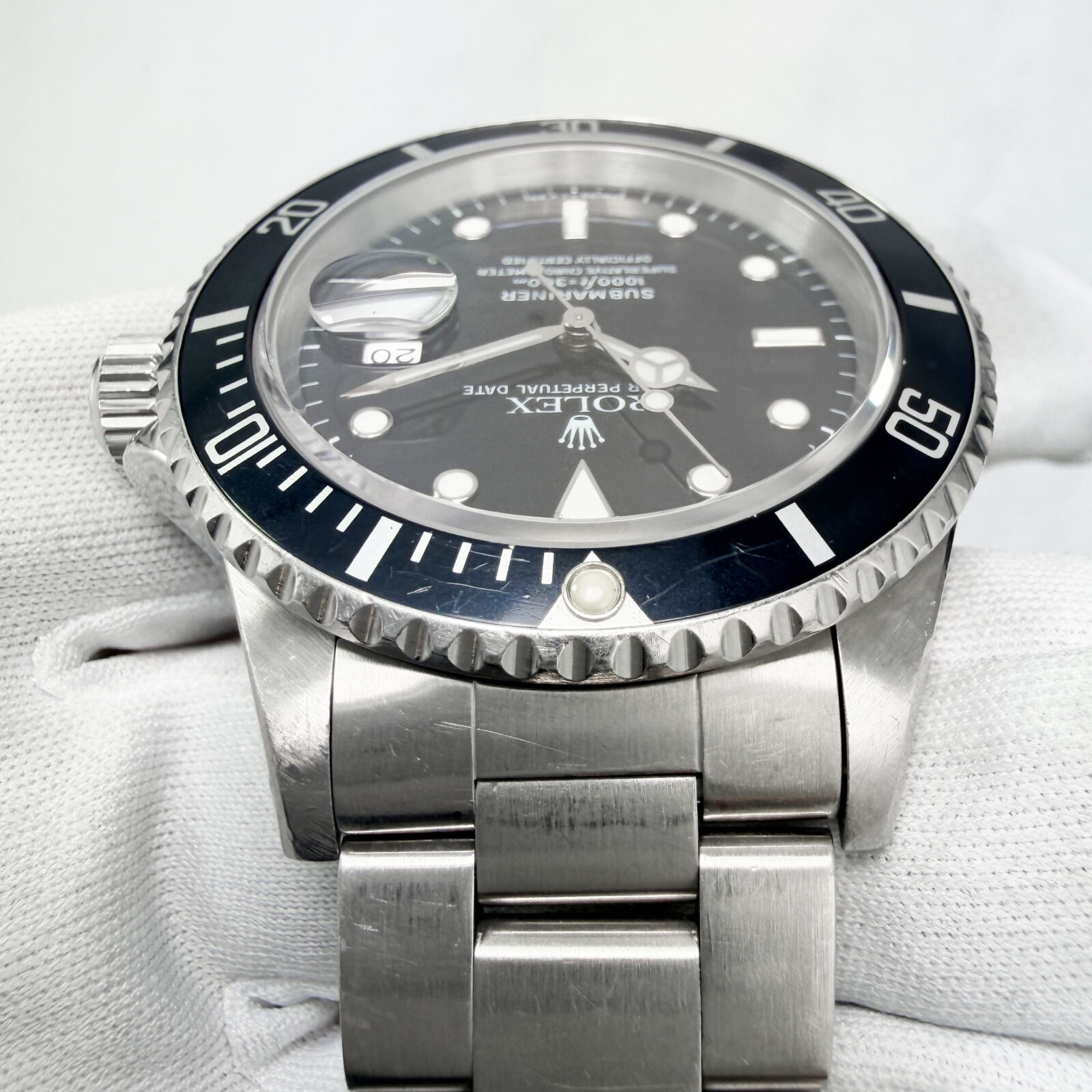 1993 Rolex Submariner Date 16610 40MM Black Steel Box Booklets S