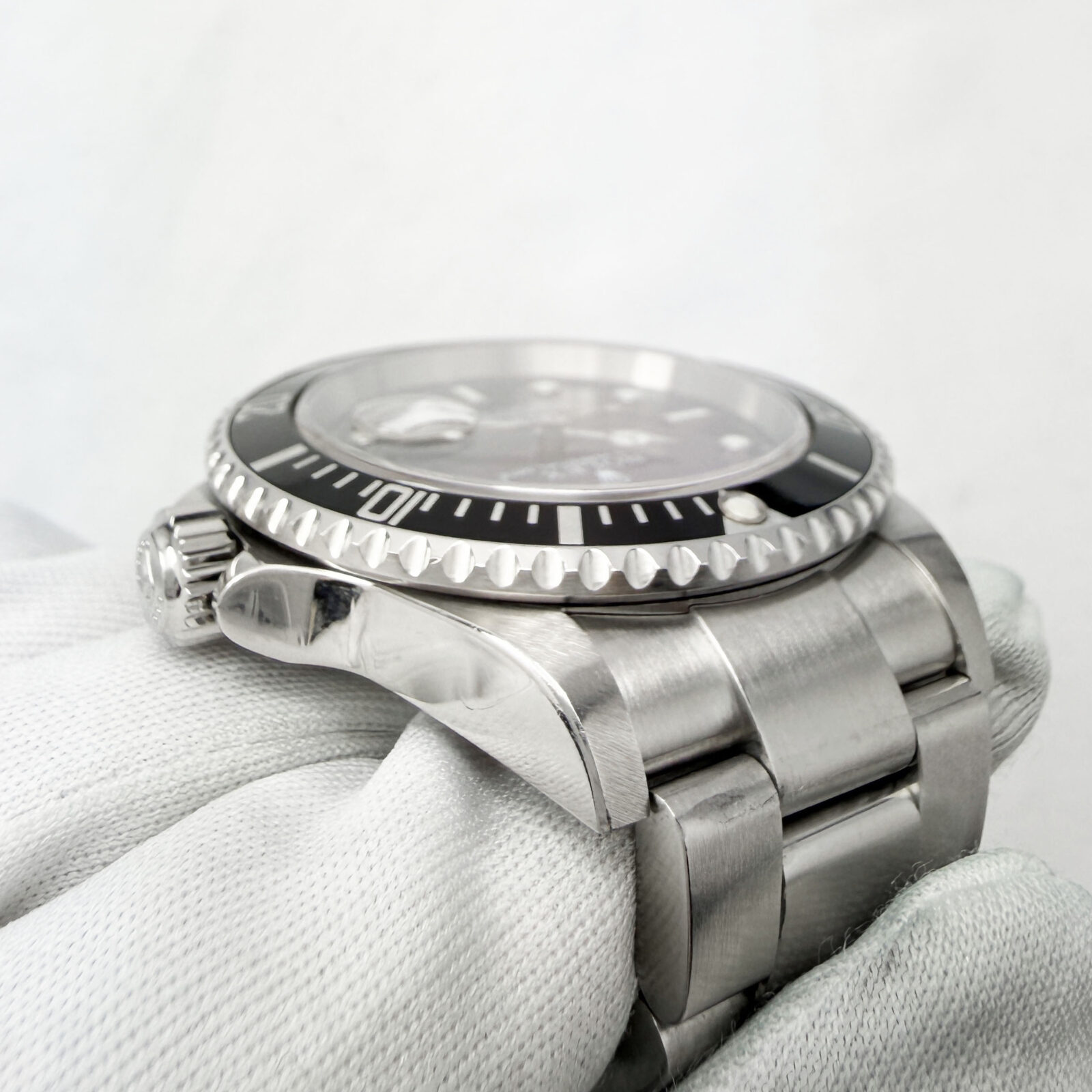 2004 Rolex Submariner Date 16610 40MM Black Dial Steel Box Paper F