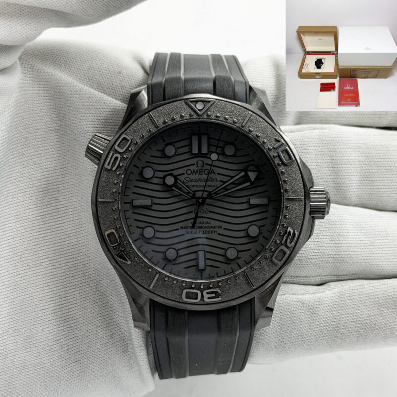 2024 Omega Seamaster Diver 300 210.92.44.20.01.003 43.5MM Black Ceramic B/p