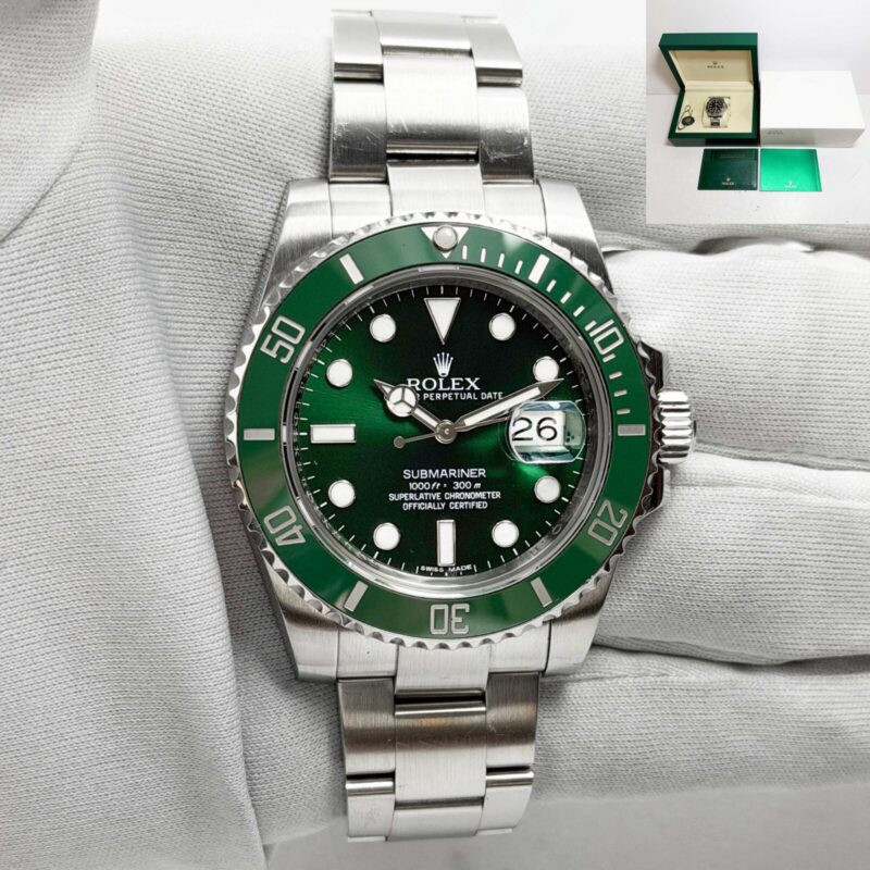 Rolex Submariner Date Green Hulk 116610LV 40MM Green Dial Steel Box