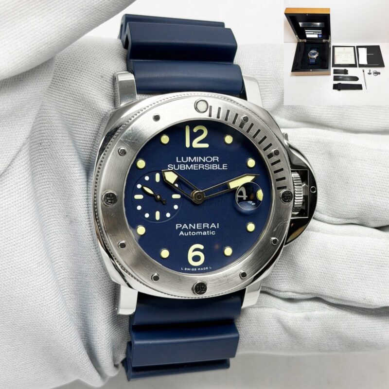 2017 Panerai Luminor Submersible PAM00731 44MM Blue Steel Box Paper
