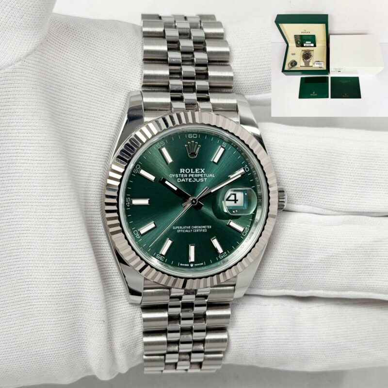 2025 Rolex Datejust 126334 41MM Mint Green Stick Dial Fluted Jubilee Steel B/p