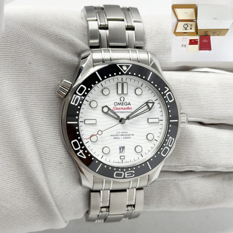 Mint Unpolished 2024 Omega Seamaster Diver 300 M 210.30.42.20.04.001 42MM B/p