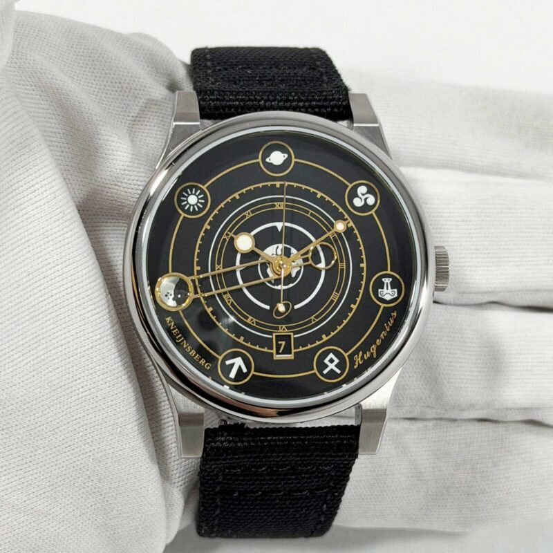 Mint Kneijnsberg Hugenius 40MM Black Dial Titanium