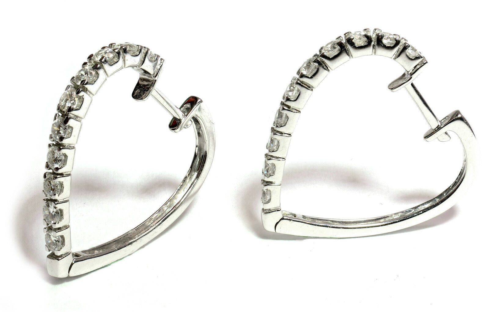 Diamond-Heart-Hoop-Earrings-in-18k-White-Gold-75-ct-TDW-VS-Clarity-FG-Color-111881608135