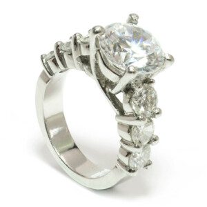 Tapering-Diamond-Engagement-Semi-Mount-Ring-in-Platinum-190-ct-TDW-131707237295-4
