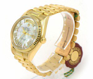 Rolex-President-Day-Date-MOP-Diamond-Roman-Dial-1803-18k-Yellow-Gold-Box-Booklet-133133686166-4